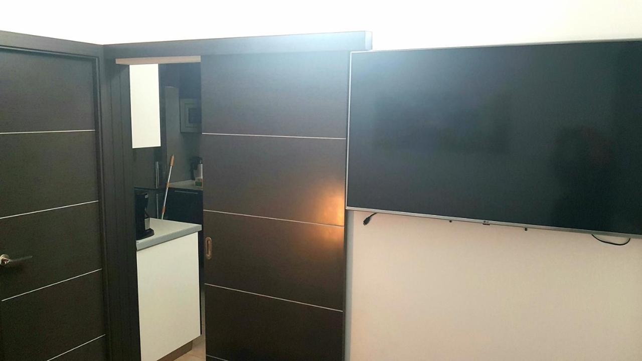 Deluxe Seaview-Sunsets !Transfe-R Inc! Pool,2Aircond,2Tv65",600Mb Dishwasher,,2 Beaches,Anfi-View Apartment Паталавака Екстериор снимка