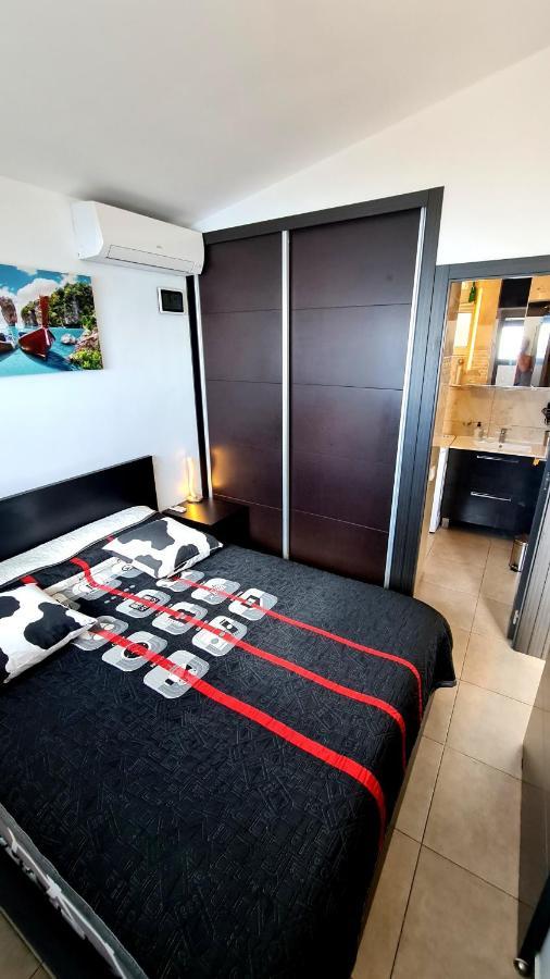 Deluxe Seaview-Sunsets !Transfe-R Inc! Pool,2Aircond,2Tv65",600Mb Dishwasher,,2 Beaches,Anfi-View Apartment Паталавака Екстериор снимка
